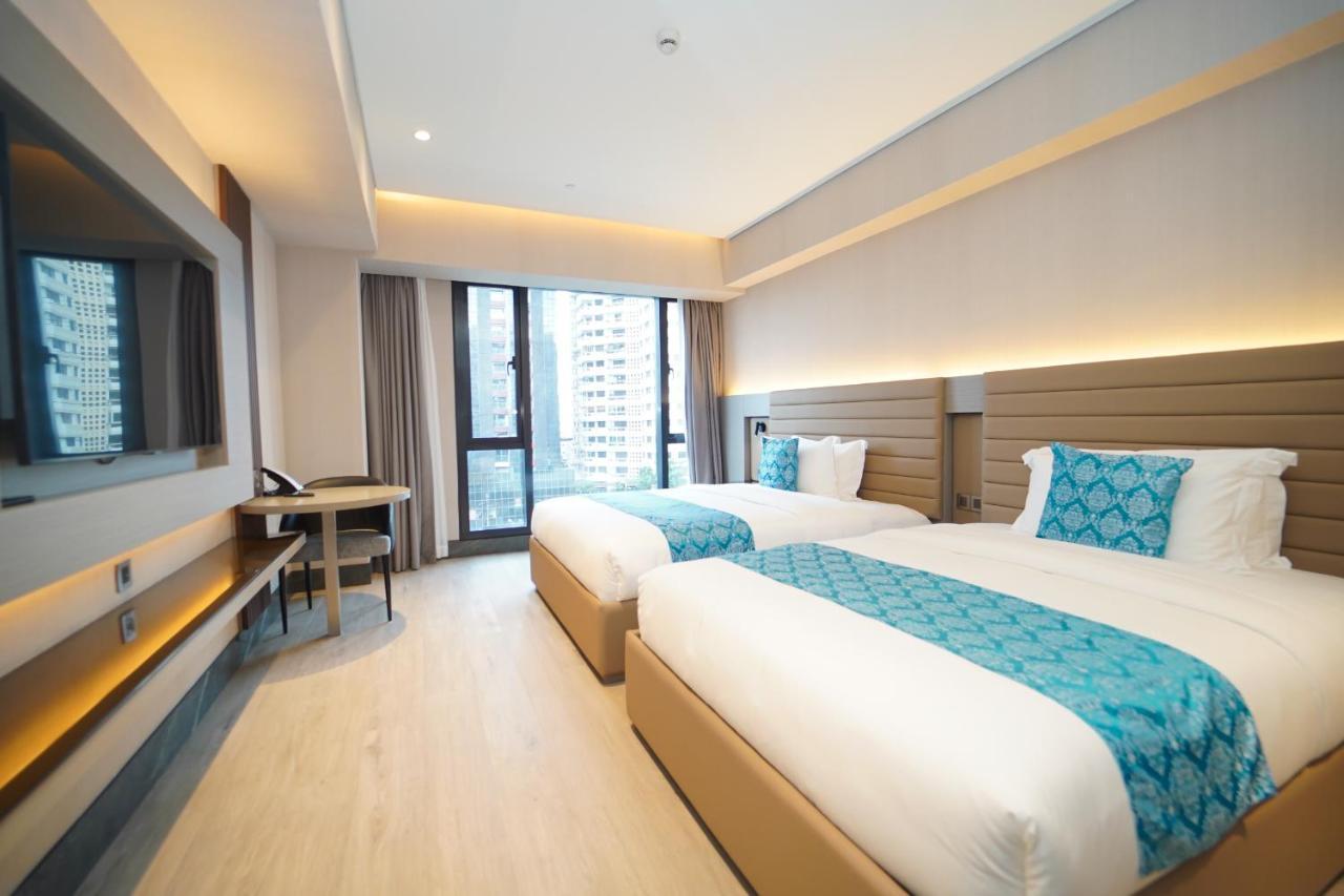 Bayprime Hotel Paranaque City Buitenkant foto