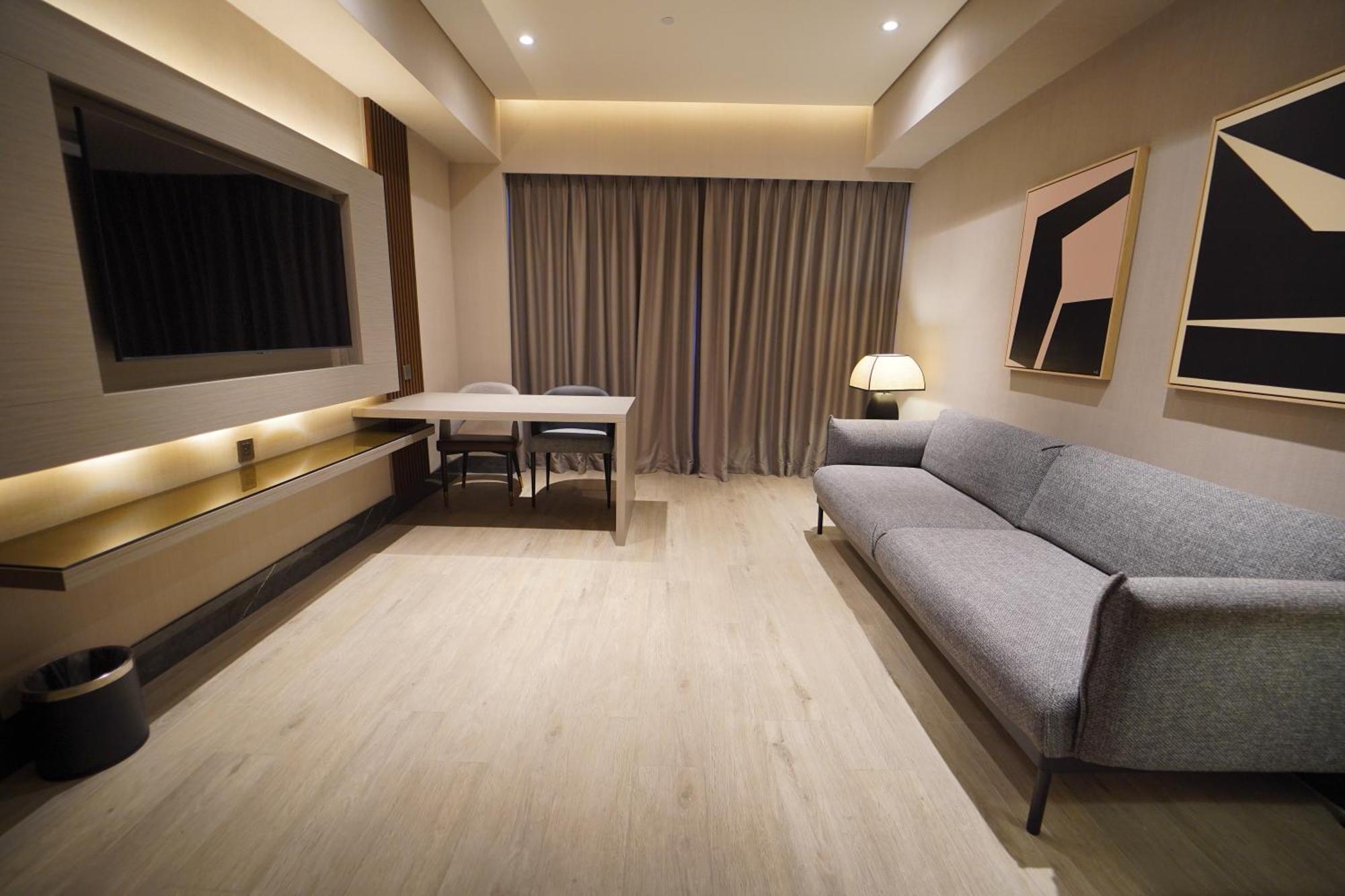 Bayprime Hotel Paranaque City Buitenkant foto